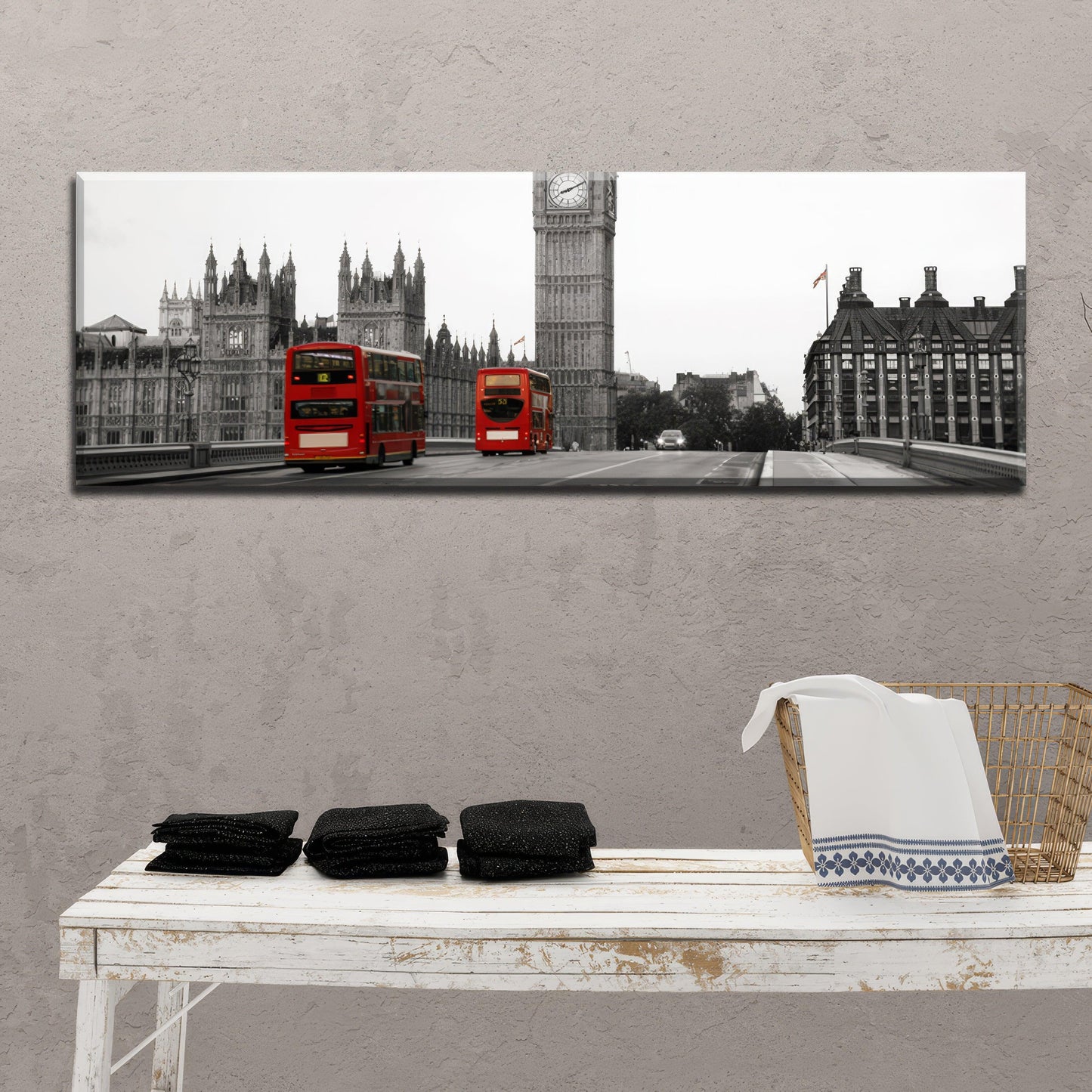 London Iconic Contrast.