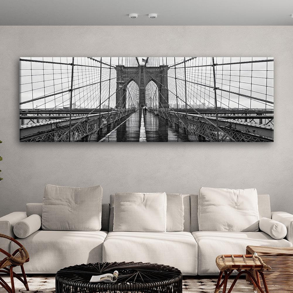 Monochrome Brooklyn Bridge.