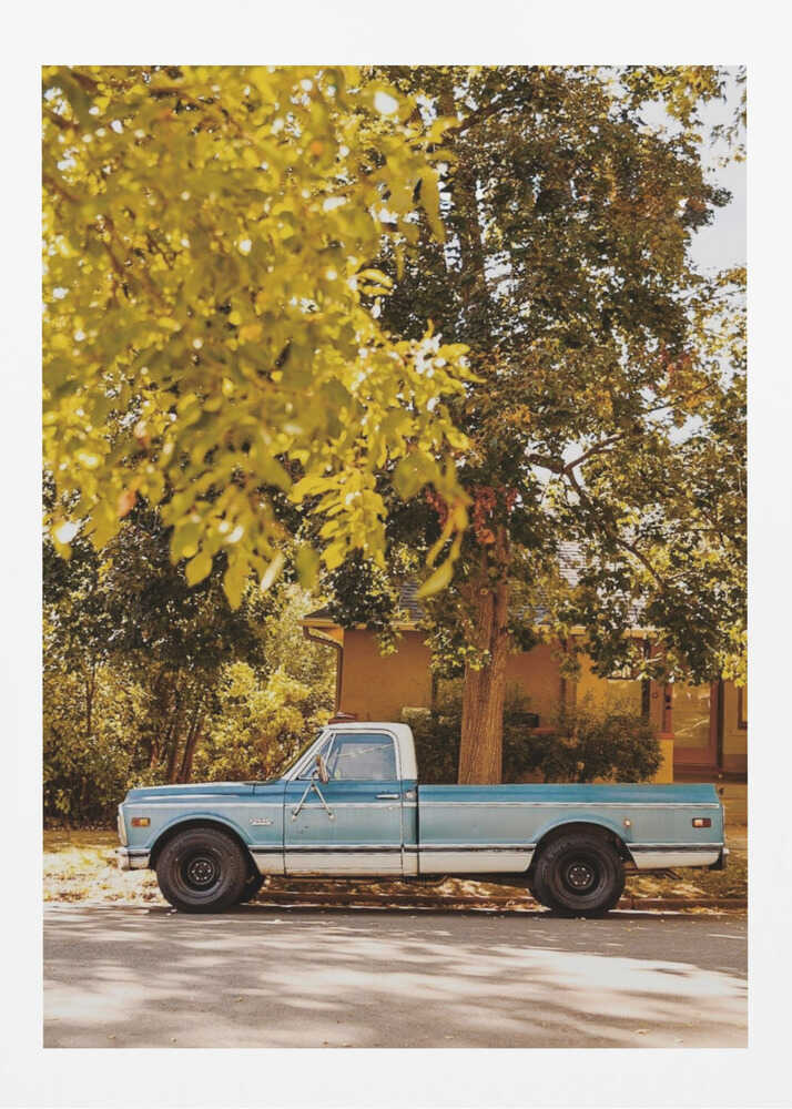 Retro Drive – Nostalgic Truck Metal Wall Art