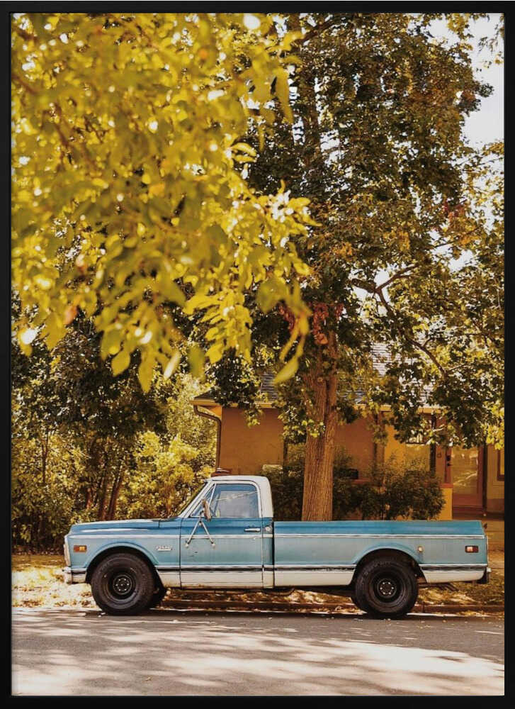 Retro Drive – Nostalgic Truck Metal Wall Art
