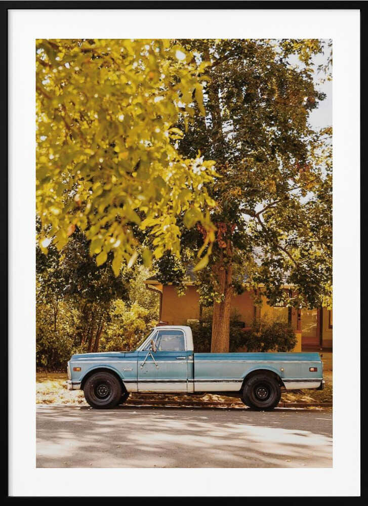Retro Drive – Nostalgic Truck Metal Wall Art