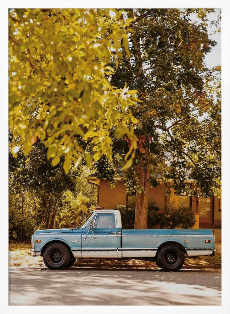 Retro Drive – Nostalgic Truck Metal Wall Art